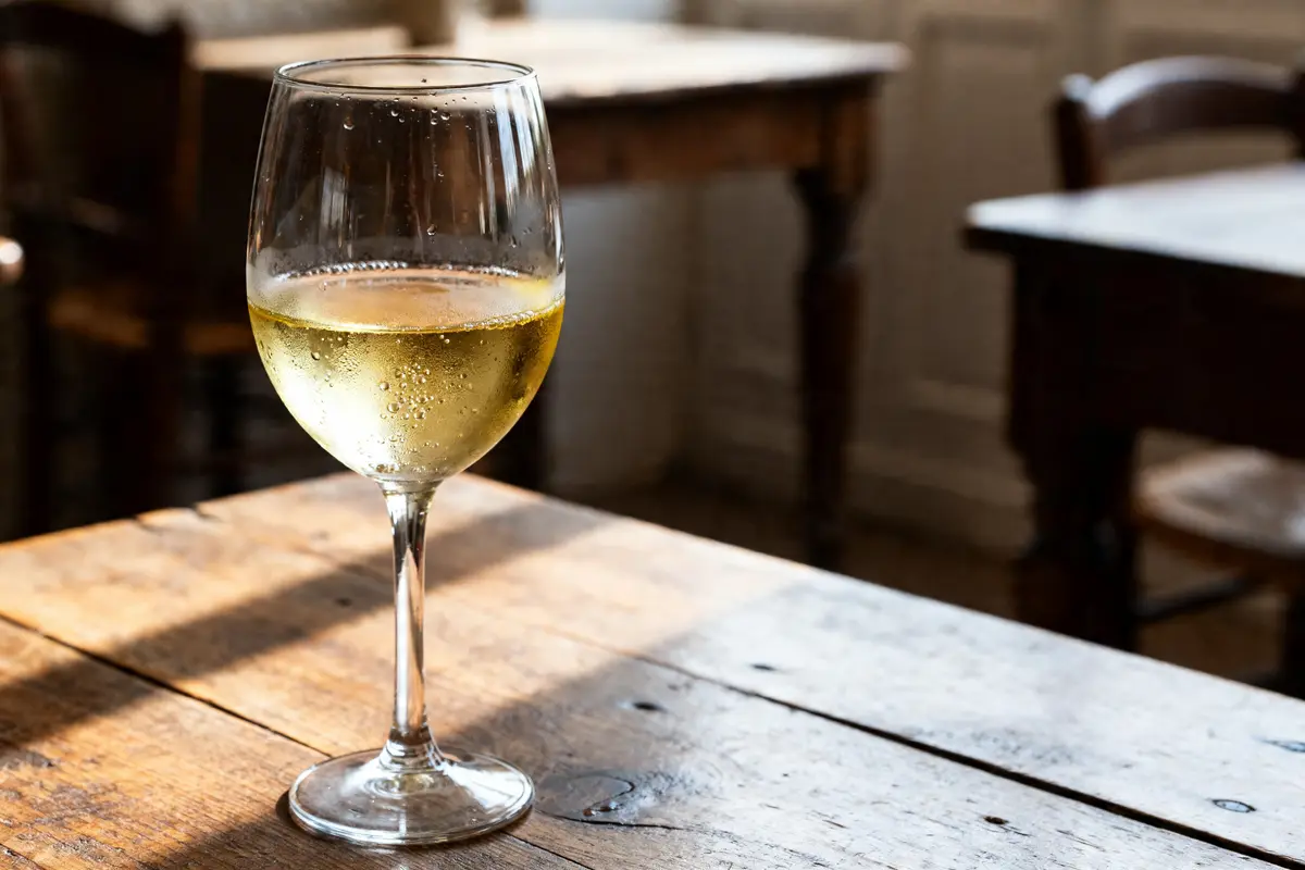 Chardonnay sec ou moelleux : Comment choisir le meilleur vin ?
