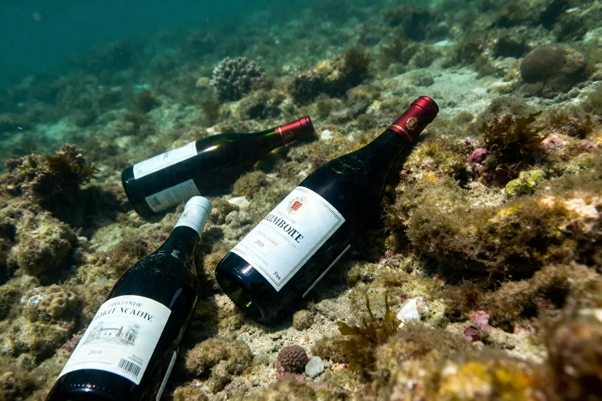 Vin immergé sous l’eau : saveurs uniques de la Côte Basque